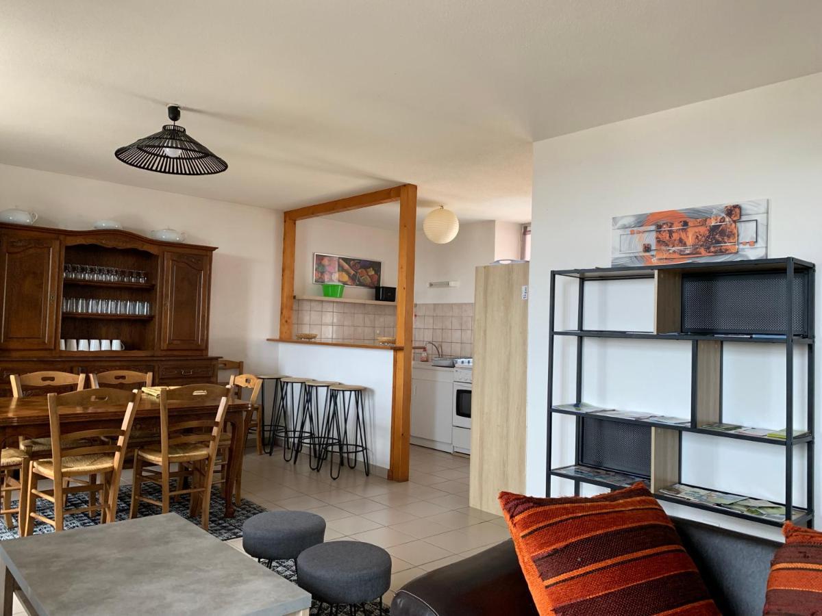 Auberge De La Tour Freycenet-la-Tour Екстериор снимка