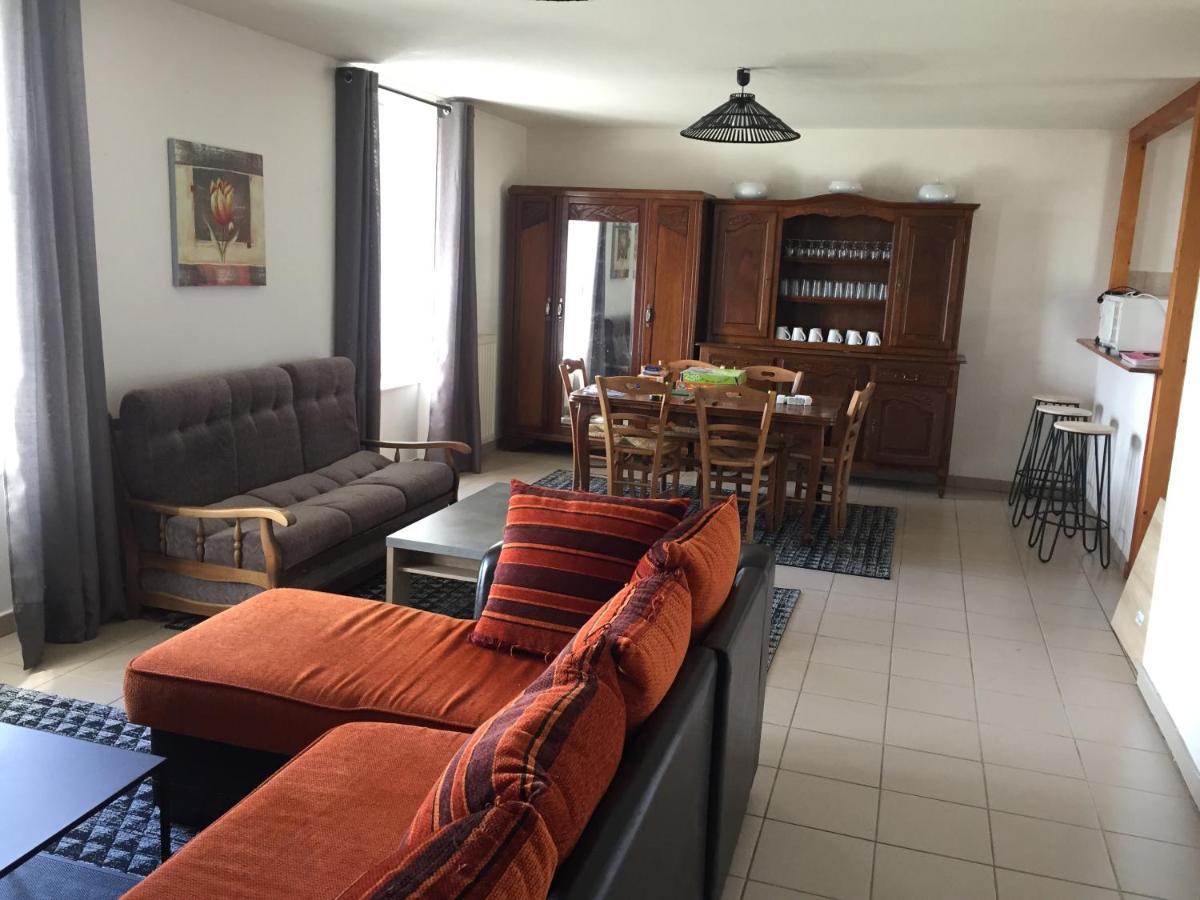 Auberge De La Tour Freycenet-la-Tour Екстериор снимка