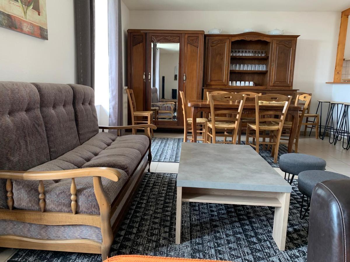 Auberge De La Tour Freycenet-la-Tour Екстериор снимка